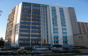 Panelový dom, Clementisova, Brezno