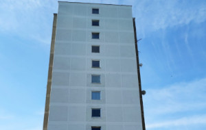 Strecha bytového domu, Praha